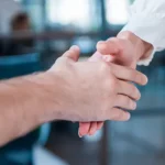 Plusieurs solutions sont disponibles pour organiser le départ d'un associé