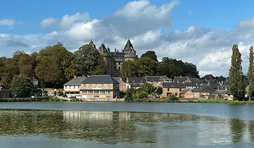 L'expert-comptable Capeos recrute des comptables à Combourg.